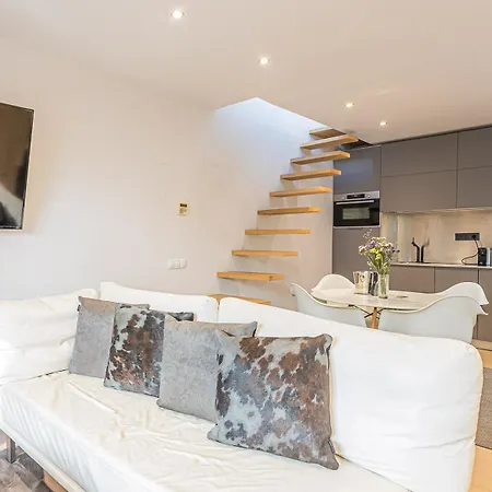 My Space Barcelona Brand New Apartments In City Center Room photo