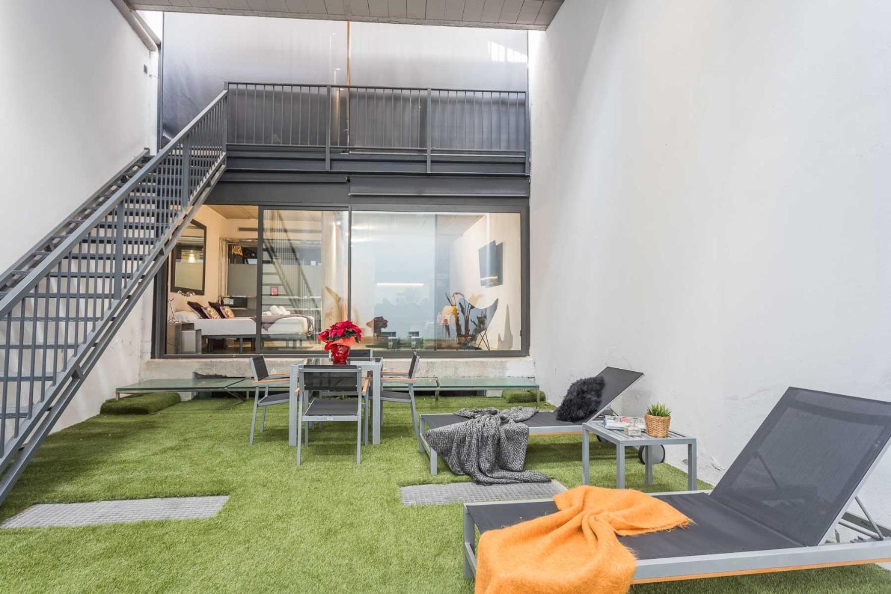 My Space Brand New In City Center Apartment Barcelona