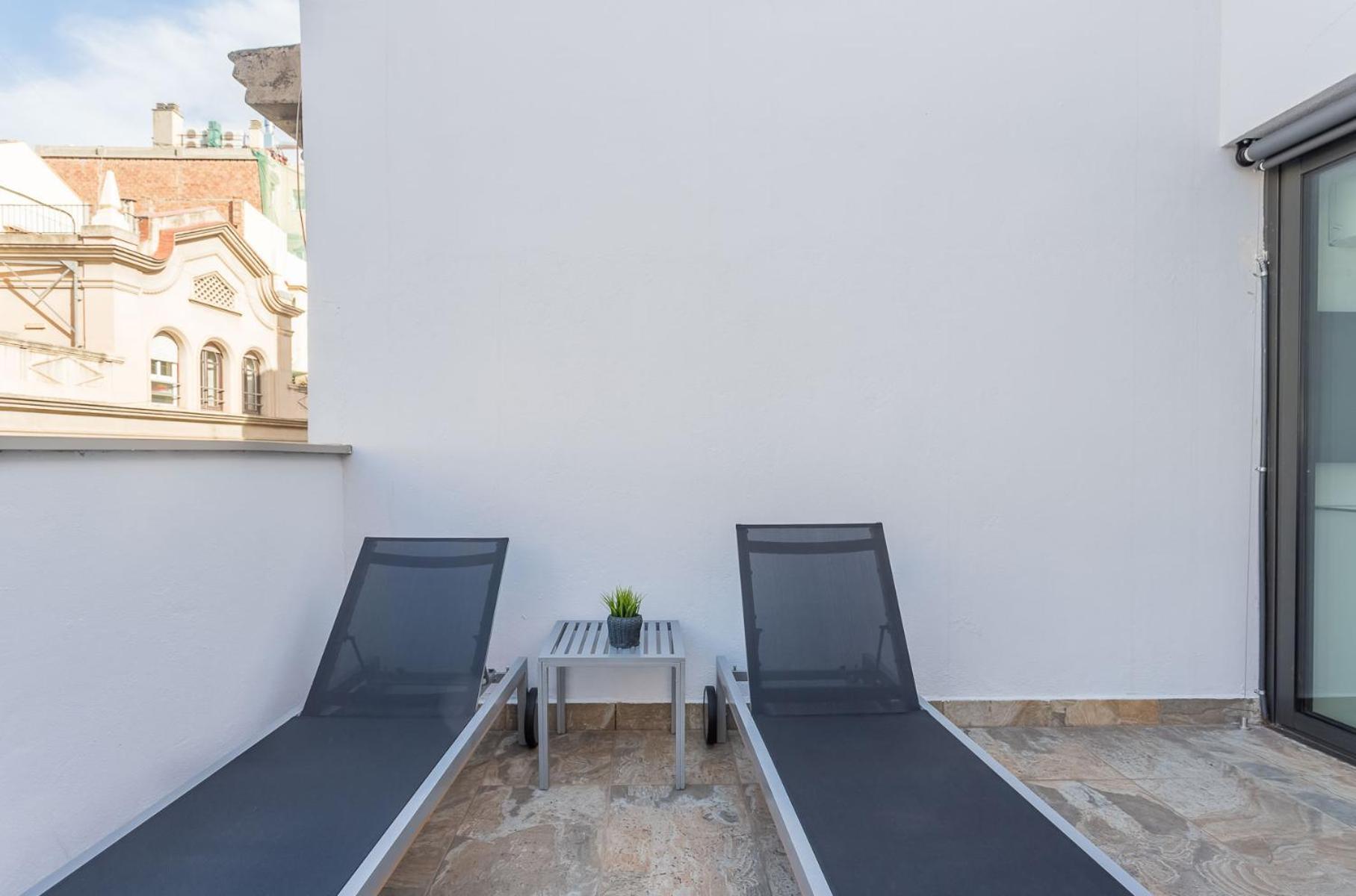 My Space Brand New In City Center Apartment Barcelona